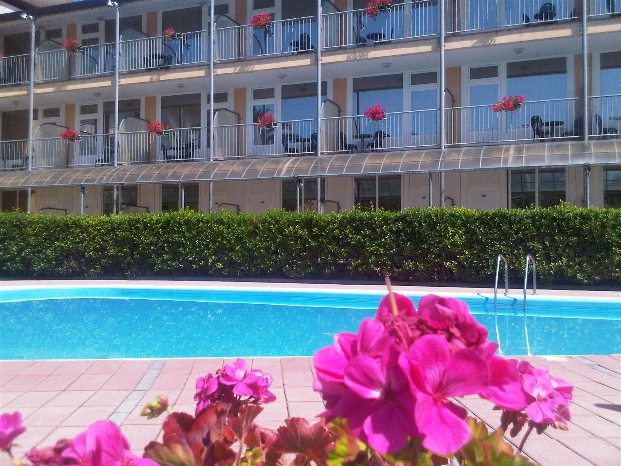 Hotel Ala Bianca Ameglia Zewnętrze zdjęcie